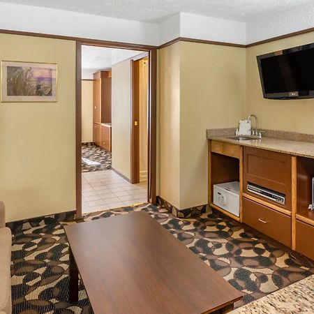 Quality Inn Paradise Creek Pullman Room photo