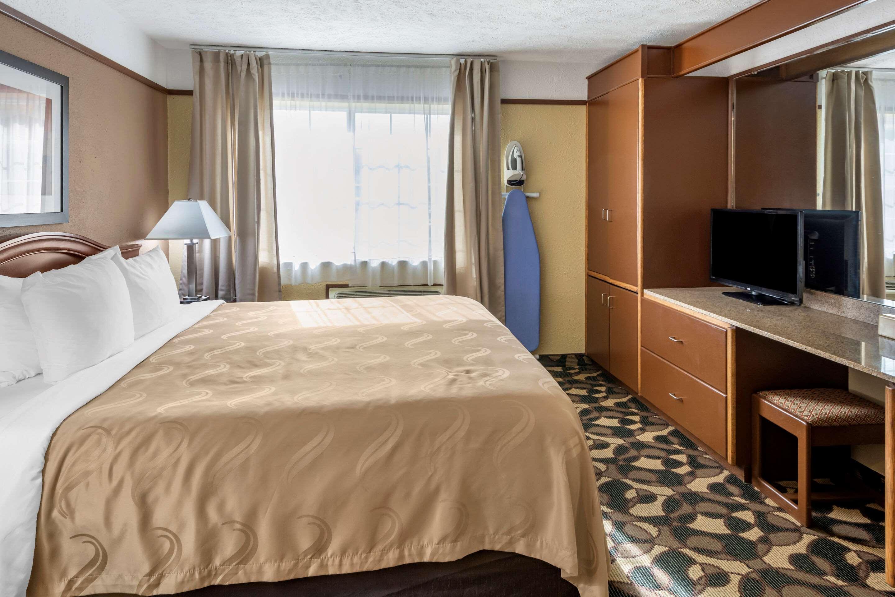 Quality Inn Paradise Creek Pullman Exterior photo